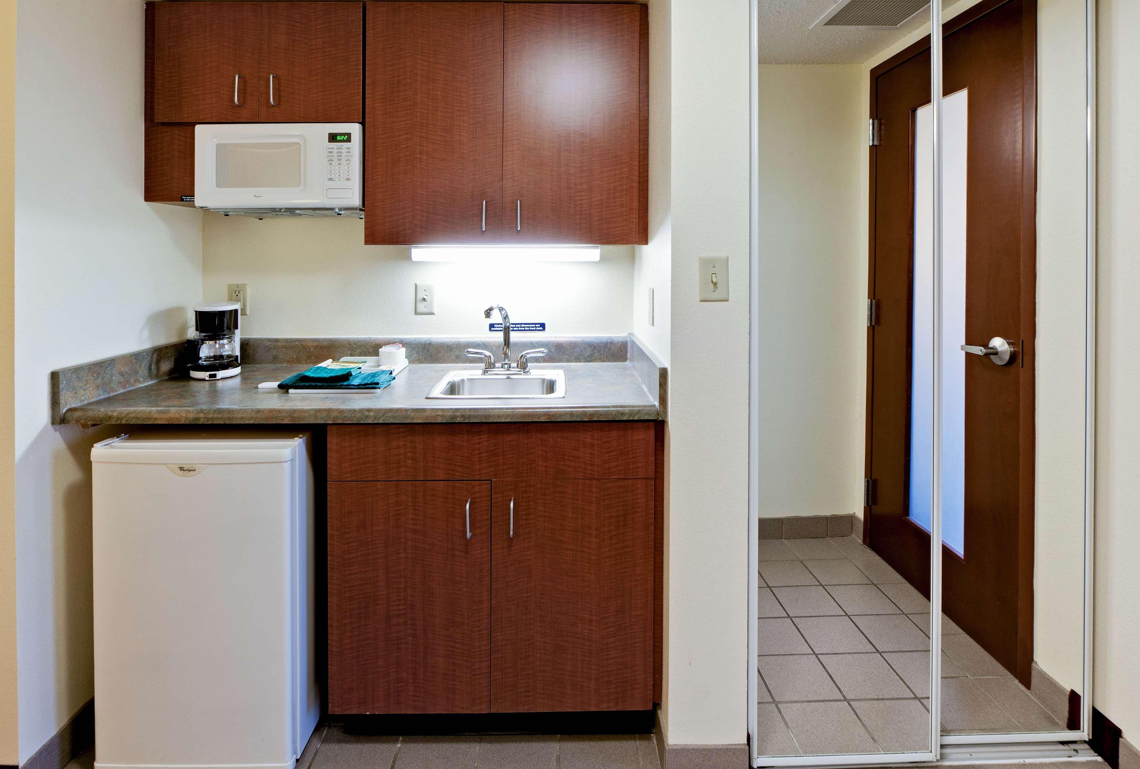 Hawthorn Suites By Wyndham Louisville East Exteriér fotografie