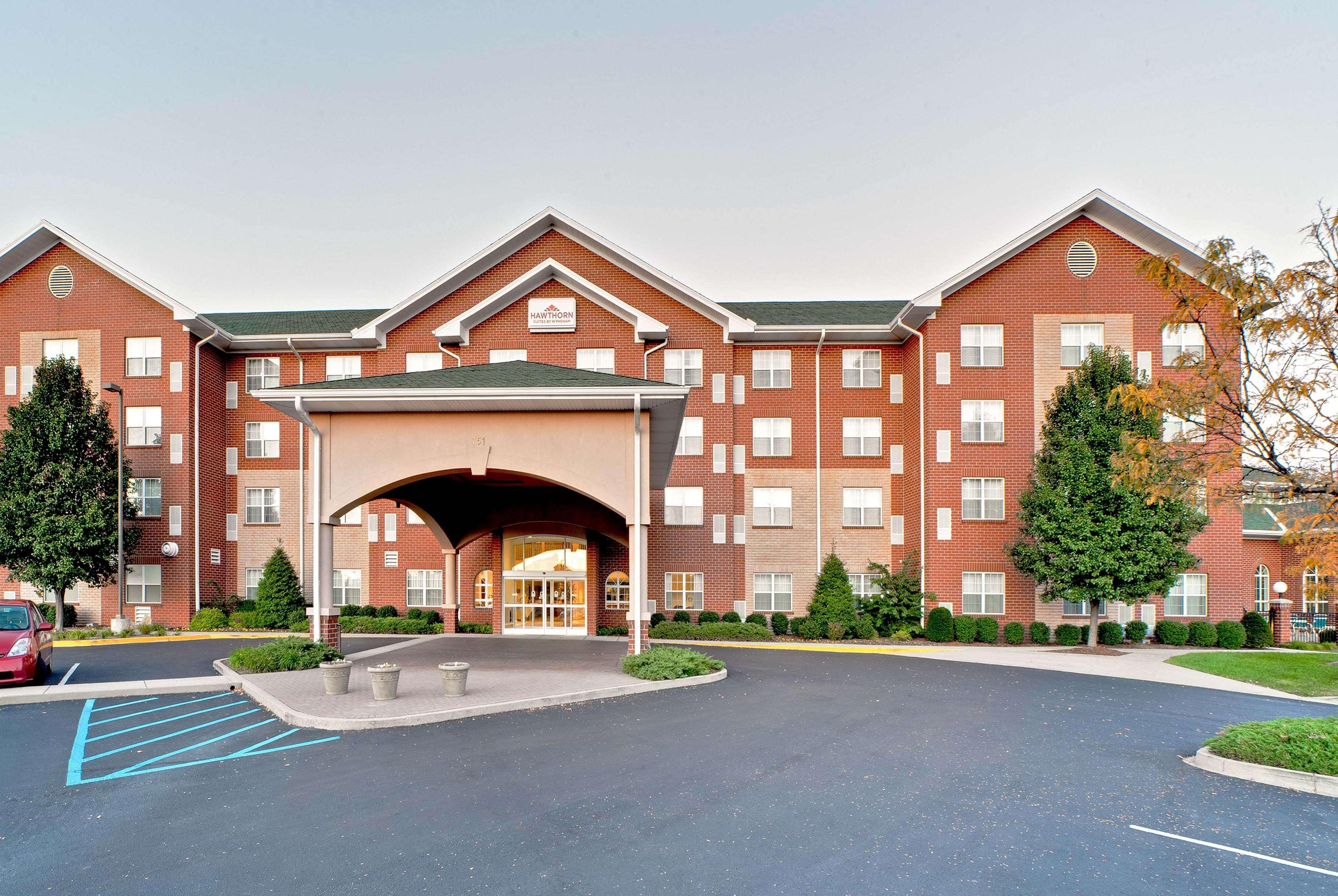 Hawthorn Suites By Wyndham Louisville East Exteriér fotografie