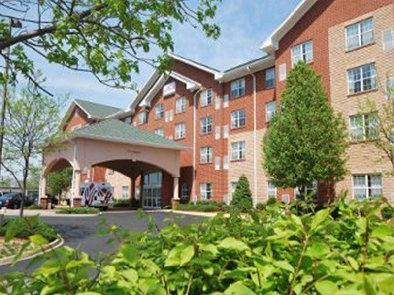 Hawthorn Suites By Wyndham Louisville East Exteriér fotografie
