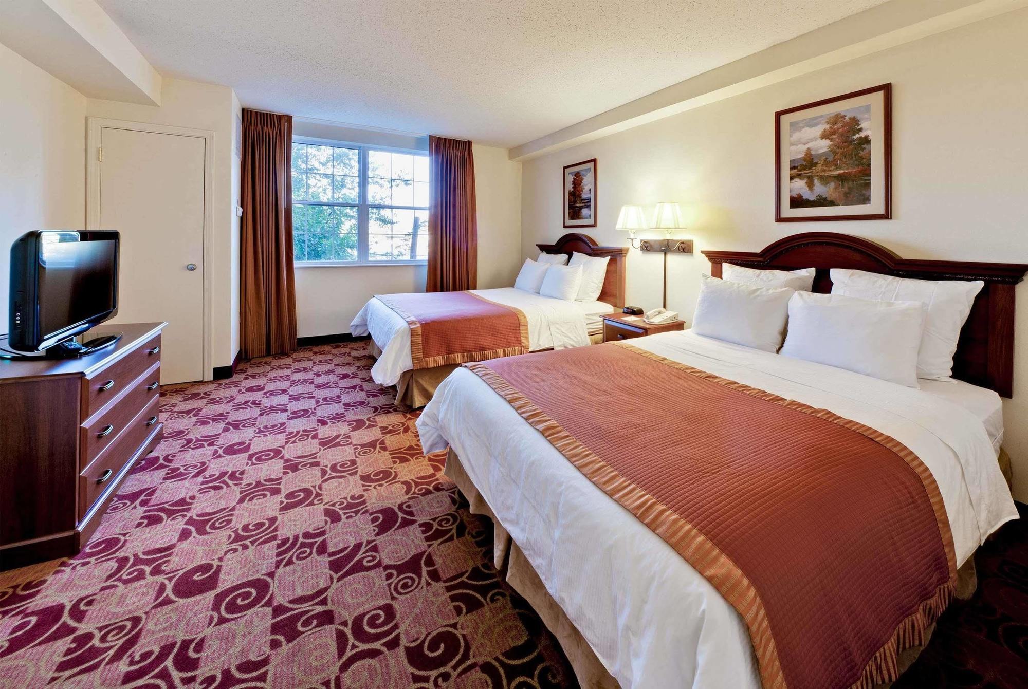 Hawthorn Suites By Wyndham Louisville East Exteriér fotografie